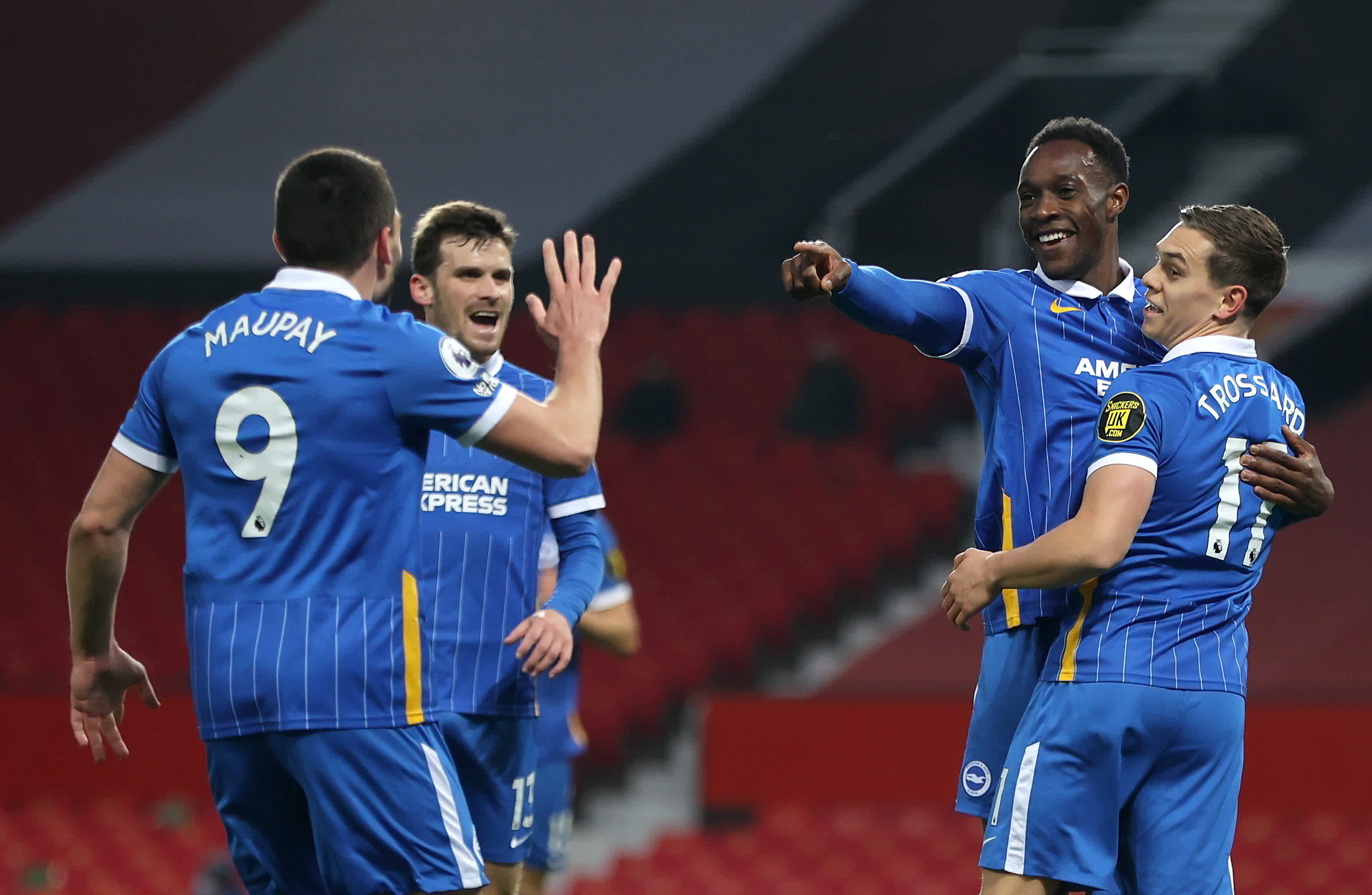 现出更为积 现出更为积